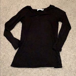 Long sleeve w/ side slits shirt